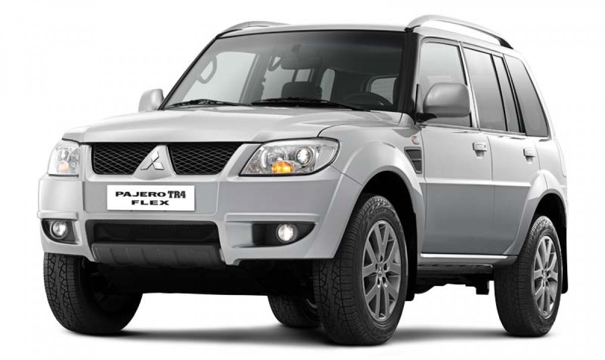 MITSUBISHI PAJERO TR4 4X2 AUT 2014/2015 - NX Motors