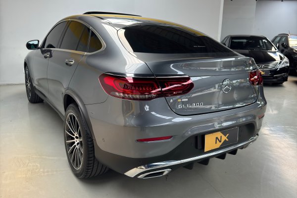 MERCEDES-BENZ GLC 300 2.0 CGI GASOLINA COUPÉ 4MATIC 9G-TRONIC 2019/2020