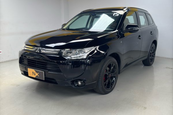 MITSUBISHI OUTLANDER 3.0 GT 4X4 V6 24V GASOLINA 4P AUTOMÁTICO  2014/2015