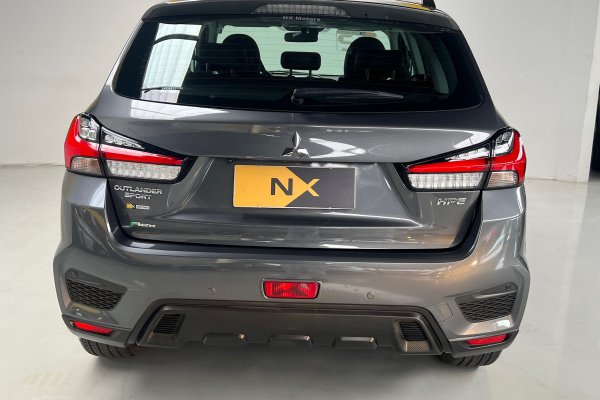 MITSUBISHI OUTLANDER 2.0 HPE 2021/2022