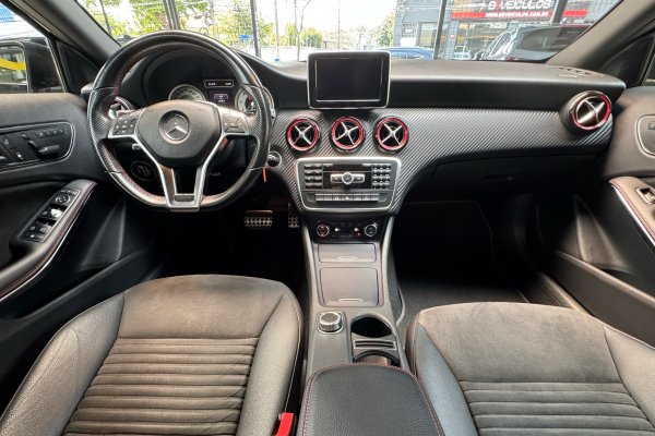 MERCEDES-BENZ A 250 2.0 CGI GASOLINA SPORT 7G-DCT 2014/2015