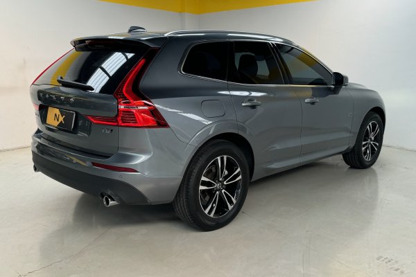 VOLVO XC60 2.0 T5 GASOLINA MOMENTUM AWD GEARTRONIC 2019/2019