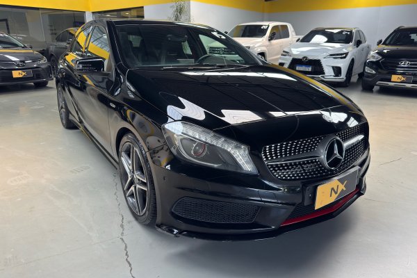 MERCEDES-BENZ A 250 2.0 CGI GASOLINA SPORT 7G-DCT 2014/2015