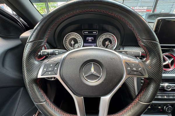 MERCEDES-BENZ A 250 2.0 CGI GASOLINA SPORT 7G-DCT 2014/2015