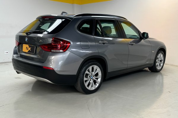 BMW X1 2.0 16V GASOLINA SDRIVE18I 4P AUTOMÁTICO 2012/2013