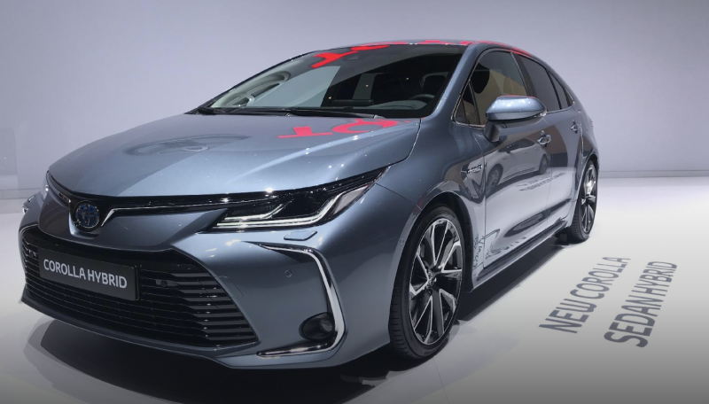 Toyota confirma lançamento do novo Corolla para o dia 3 de setembro.