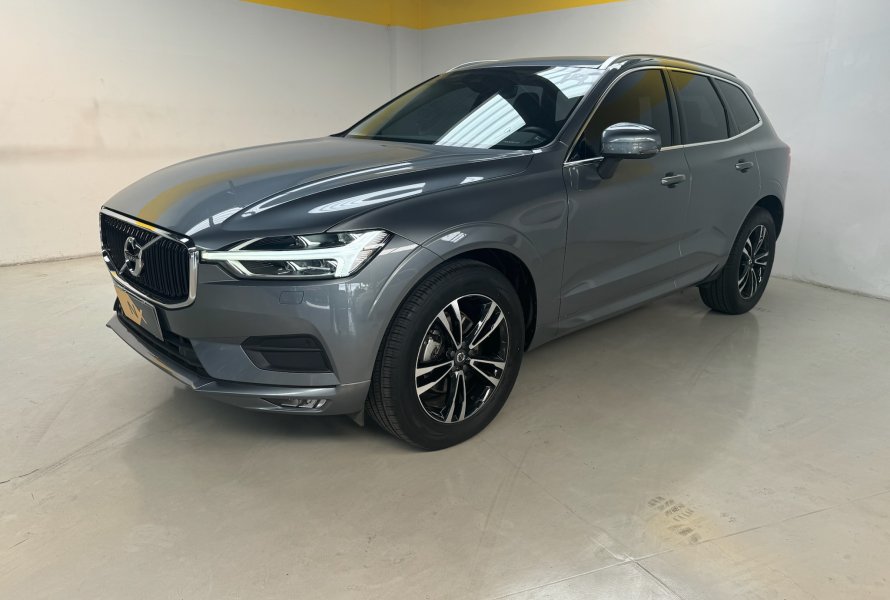 VOLVO XC60 2.0 T5 GASOLINA MOMENTUM AWD GEARTRONIC 2019/2019