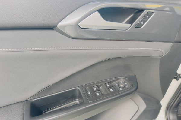 VOLKSWAGEN TAOS 1.4 250 TSI TOTAL FLEX HIGHLINE AUTOMÁTICO 2023/2023