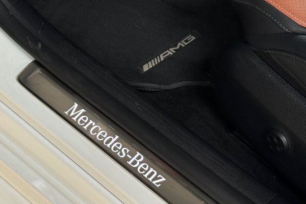 MERCEDES-BENZ C 200 1.5 EQ BOOST HÍBRIDO AMG LINE 9G-TRONIC 2022/2023