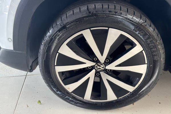 VOLKSWAGEN TAOS 1.4 250 TSI TOTAL FLEX HIGHLINE AUTOMÁTICO 2023/2023
