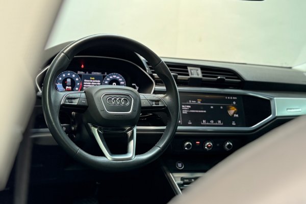 AUDI Q3 2.0 40 TFSI GASOLINA PRESTIGE QUATTRO TIPTRONIC 2022/2023