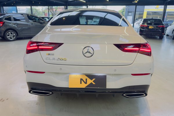 MERCEDES-BENZ CLA 200 1.3 MHEV 7G-DCT 2023/2024