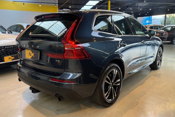 VOLVO XC60 2.0 T5 GASOLINA MOMENTUM AWD GEARTRONIC 2019/2019
