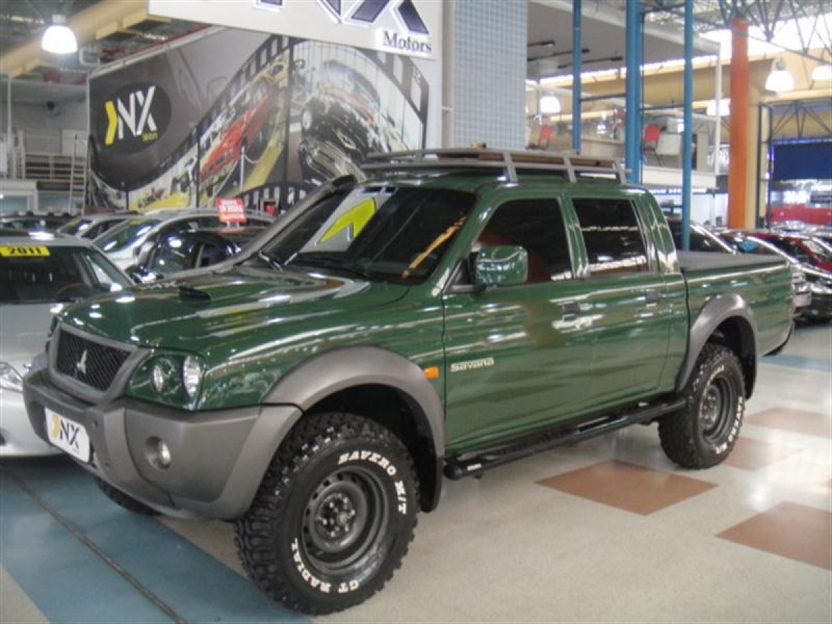 Mitsubishi l200 2009