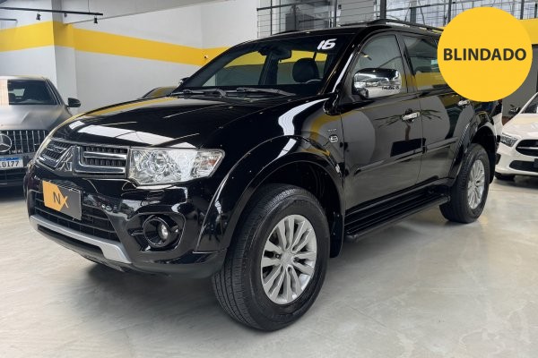 MITSUBISHI Pajero 3.5 HPE 4X4 7 LUGARES V6 24V FLEX 4P AUTOMÁTICO 2015/2016