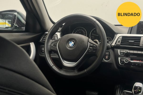 BMW 320i 2.0 SPORT 16V TURBO ACTIVE FLEX 4P AUTOMÁTICO 2015/2015