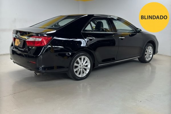 TOYOTA Camry 3.5 V6 24V GASOLINA 4P AUTOMÁTICO 2013/2014