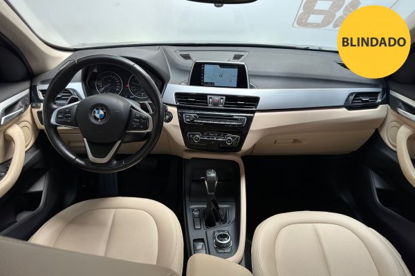 BMW X1 2.0 16V TURBO ACTIVEFLEX SDRIVE20I 4P AUTOMÁTICO 2018/2018